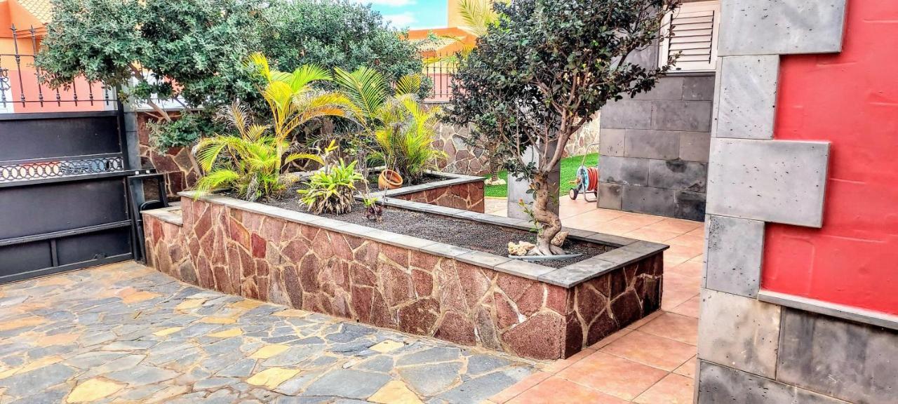 Casa Madriu, Villa De Lujo En Zona Residencial Corralejo Exterior foto